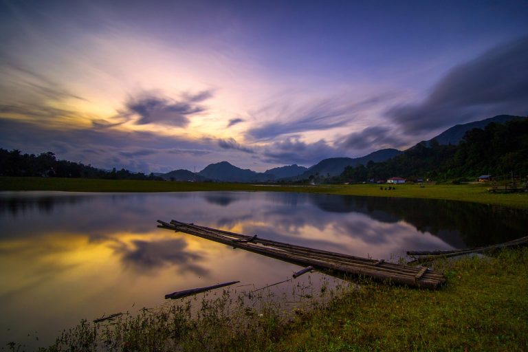 Tarusan Kamang Lake - Photo Alfariz27 on Pixabay