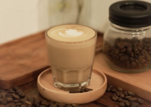 5 Rekomendasi Coffee Shop yang Buka 24 Jam di Kota Padang