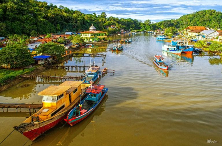 7 Fakta dan Pesona Menarik Seputar Kota Padang