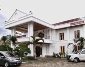 5 Rekomendasi Homestay Dekat Jam Gadang Bukittinggi