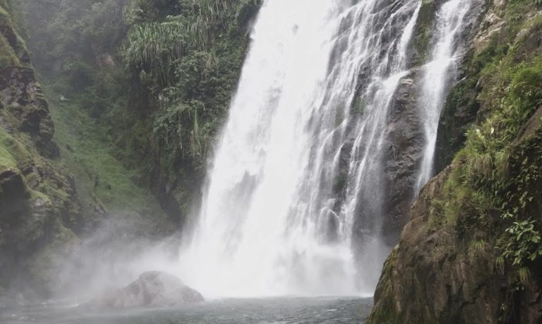 7 Wisata Air Terjun Eksotis Kabupaten Lima Puluh Kota