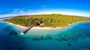 Jelajah 2 Pantai Terindah di Pulau Mentawai 