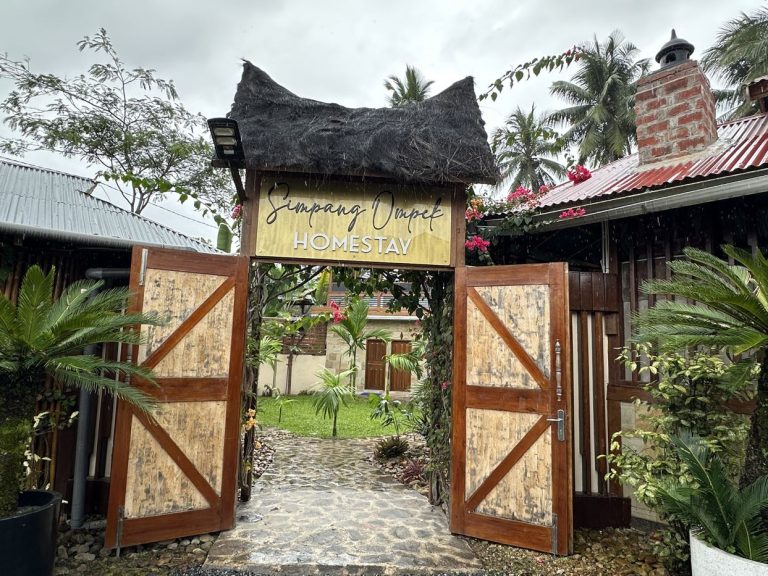 Simpang 4 Homestay: Penginapan Nyaman Bernuansa Bali di Lembah Harau