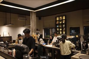 Photo Hanghouse Cafe - West Sumatra 360 Hanghouse Cafe: Tempat Nongkrong Nyaman Dekat Pantai Padang