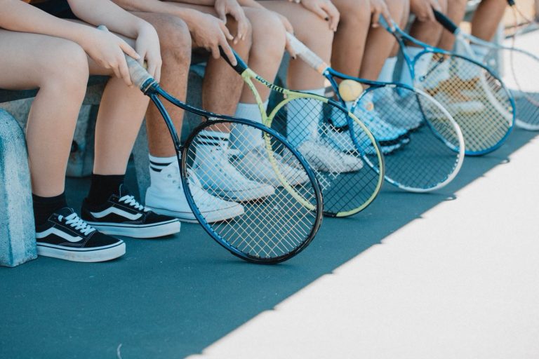 Cari Lapangan Tenis di Padang? Ini 3 Tempat Paling Recommended!