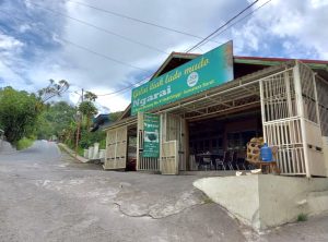 Itiak Lado Mudo Ngarai - Photo Rina Kartikasari - West Sumatra 360 5 Tempat Makan Legendaris di Bukittinggi yang Wajib Kamu Coba