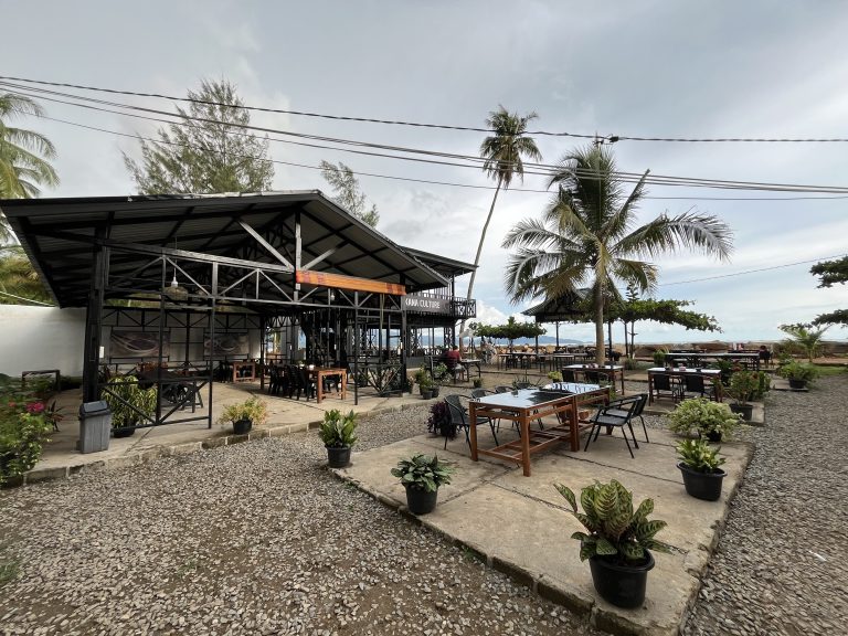 Lokana Culture: Toko Oleh-Oleh Estetik dan Tempat Nongkrong Cozy di Pesisir Selatan