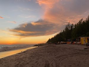 Pantai Sasak - Photo Instagram @oki_saputra24 - West Sumatra 360 7 Kabupaten dan Kota yang Memiliki Destinasi Wisata Pantai di Sumatera Barat