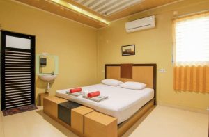 Yani Homestay - West Sumatra 360 5 Rekomendasi Penginapan Dibawah 200rb di Kota Padang