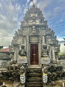 Pura Jagatnatha - Photo Novi "Fani" Rovika - West Sumatra 360 Jejak Pura Jagatnatha: Satu-Satunya Pura Hindu di Sumatera Barat