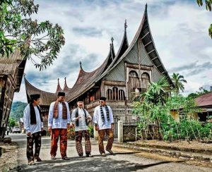 Pinterest Lisdarmi Muis - West Sumatra 360 Ragam dan Peran “Mamak” dalam Adat Minangkabau