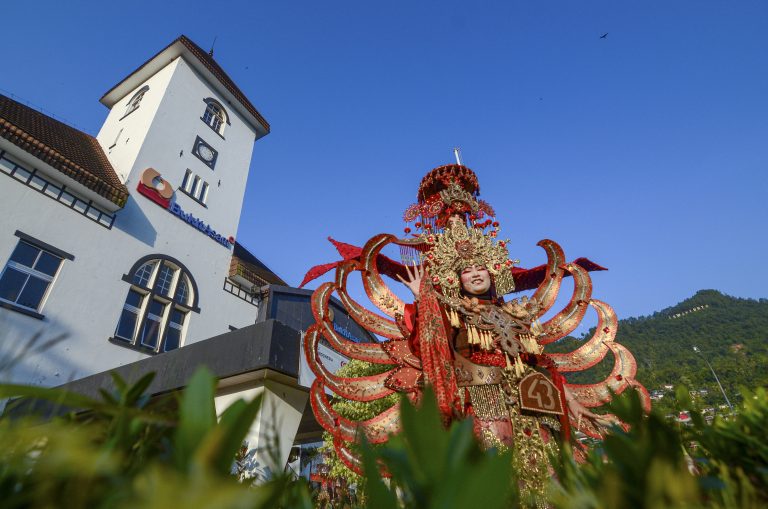 Ready for Cultural Thrills? West Sumatra’s 8 Biggest Festivals of 2026 Revealed West Sumatra in 2025: The Festivals You Can’t Miss