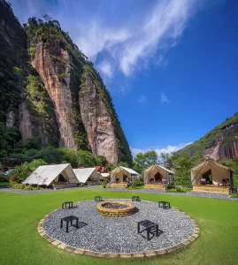 7 Glamping di Sumbar untuk Liburan Romantis Bersama Pasangan