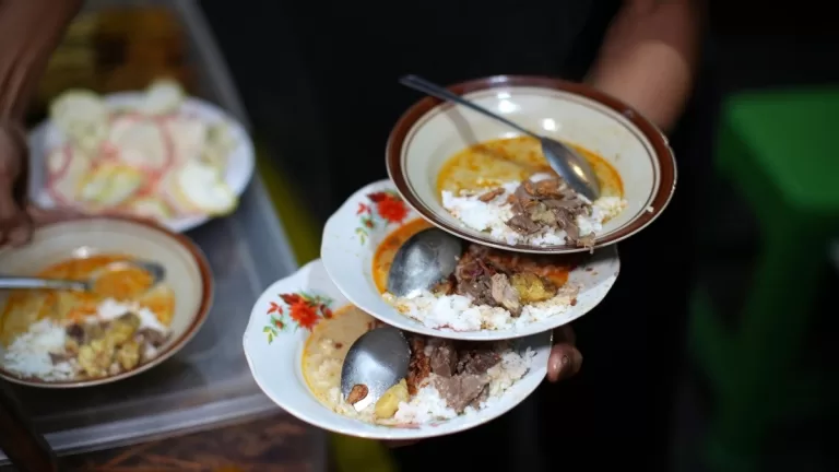 Mau Coba Gultik di Padang? Berikut 3 Tempat Makan Paling Direkomendasikan