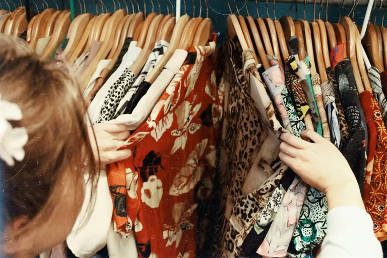 7 Rekomendasi Tempat Thrifting di Bukittinggi untuk OOTD Kekinian