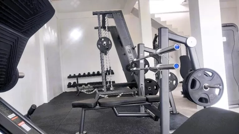 Onyx Gym Club: Pilihan Gym Modern di Kota Lubuk Sikaping