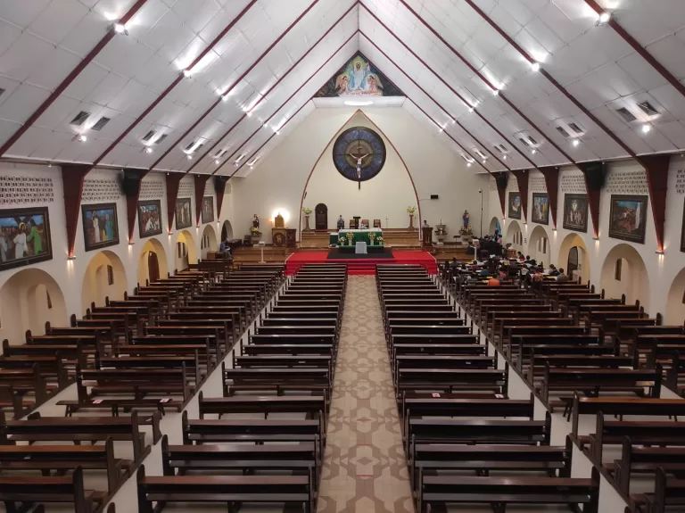 Wisata Religi: 5 Gereja Paling Agung di Kota Padang