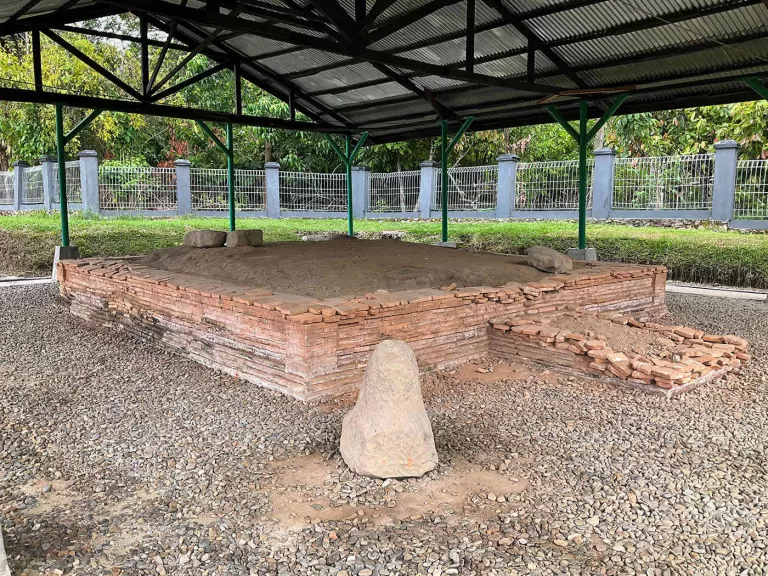 Candi Pancahan dan Patani: Jejak Hindu–Buddha di Pedalaman Pasaman