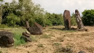 Panduan Lengkap Wisata 3 Situs Bersejarah Megalit di Tanah Datar